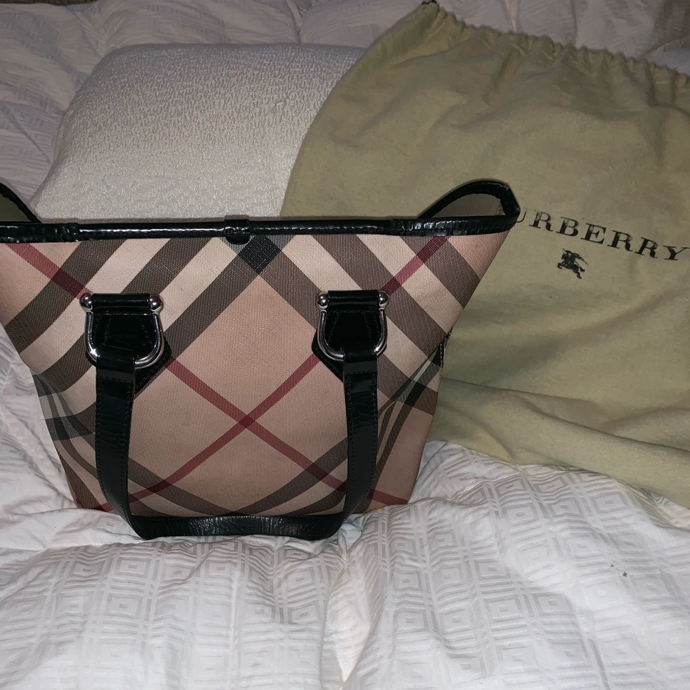 Burberry Purse